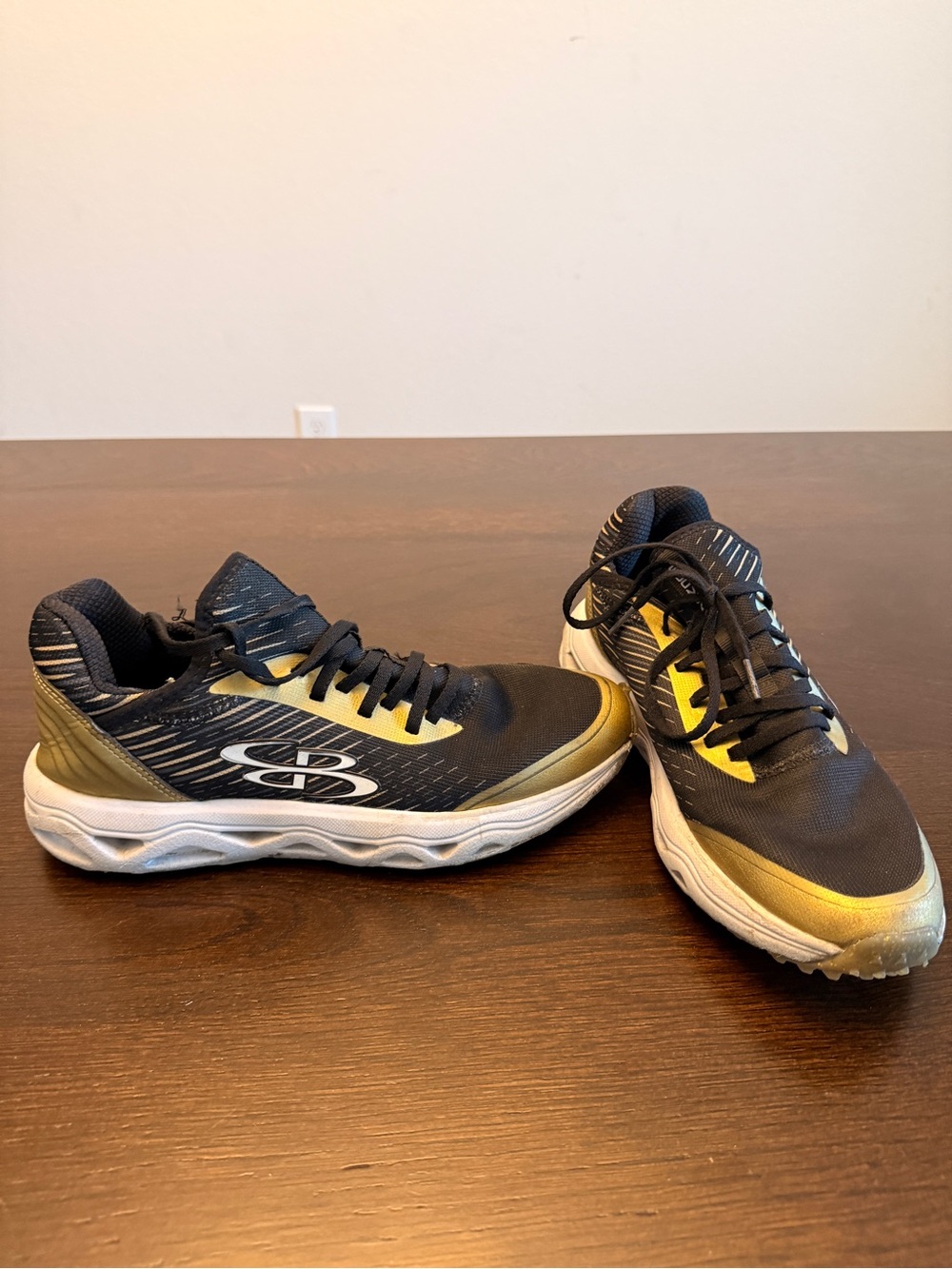 Black and Gold Men's Athletic Shoes - Performance turf shoes